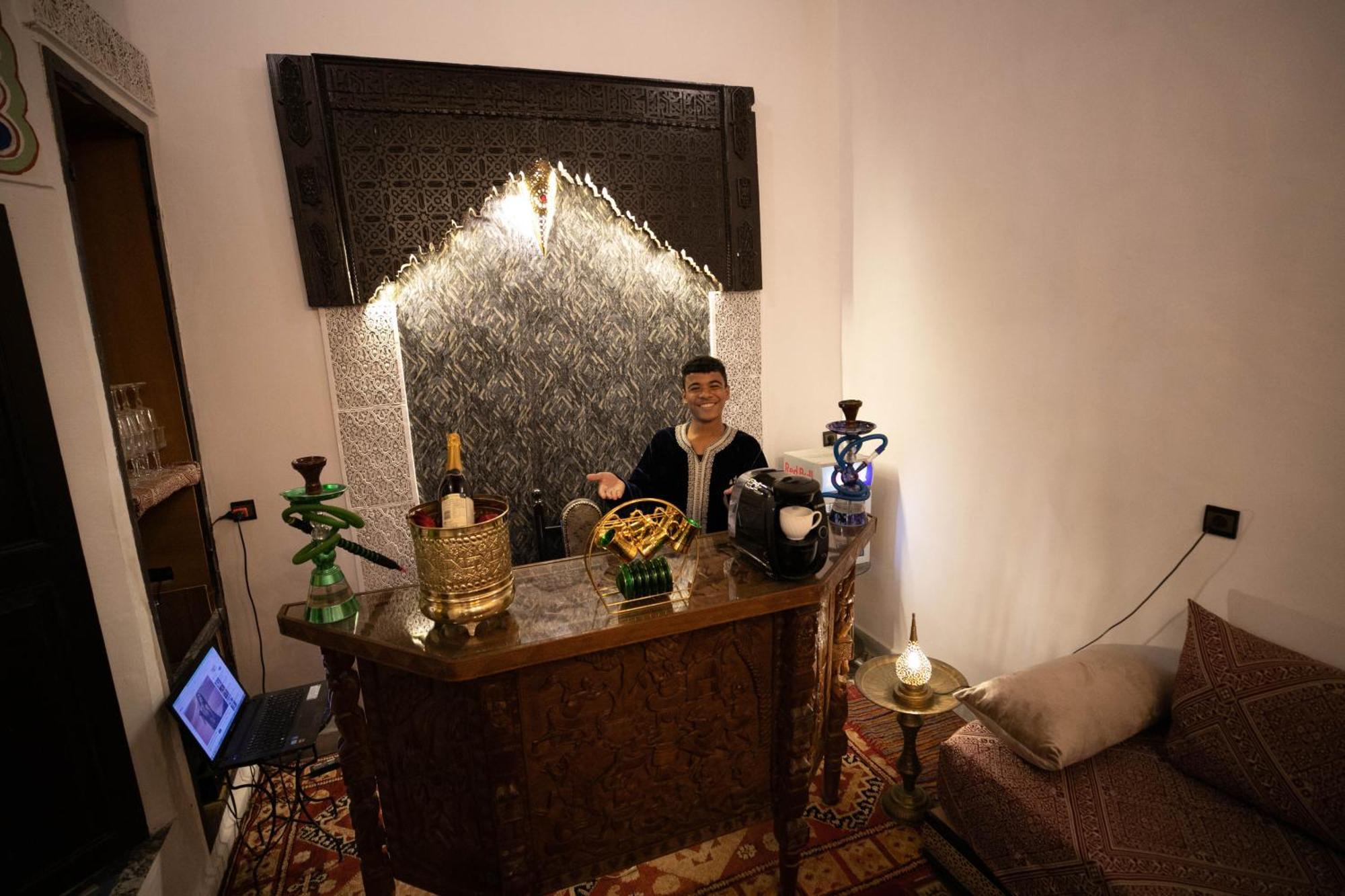ホテル Palais Chahd Luxury フェズ エクステリア 写真